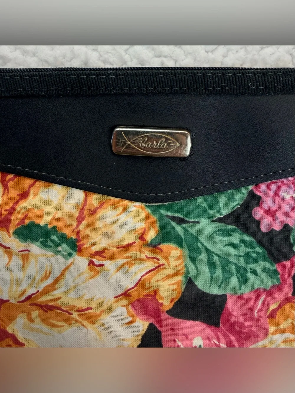 (VTG) CARLA • Large Floral Print Zip Cosmetic Travel Pouch, OS